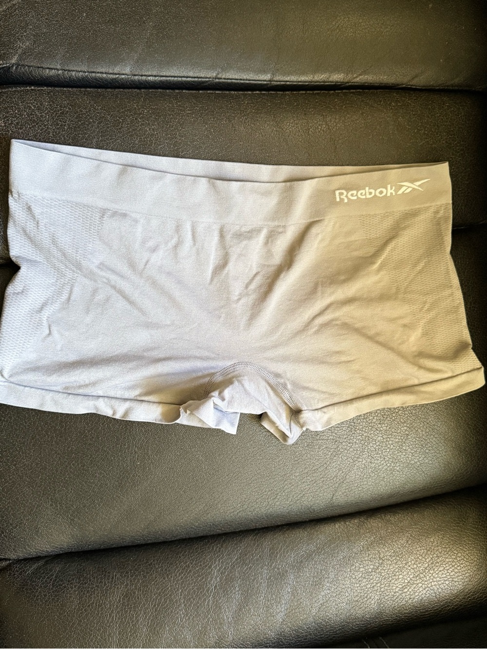 Reebok women’s active boy short shorts GUC L / XL Gray Grey